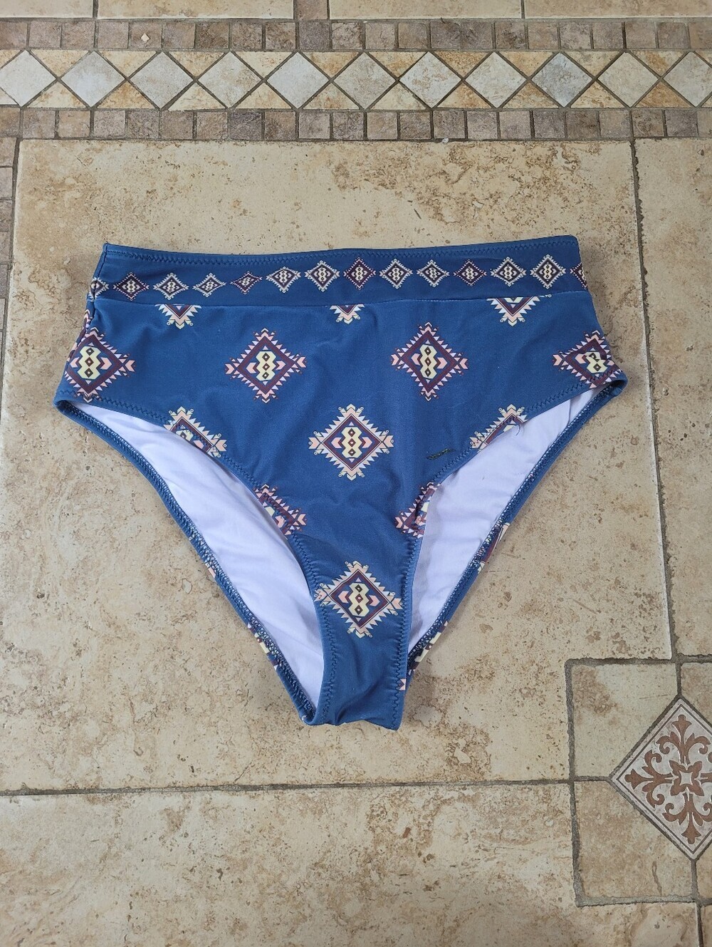 Cupshe Blue Aztec-Trim Bikini Bottoms